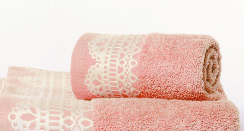 Towel Gracia Rose rolled